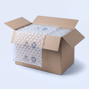 Karton-Füllmaterial Größe L – Karton 80 × 50 × 50 cm mit 200 Luftpolstermatten, reicht für ca. 100 Pakete